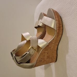 EUC FRANCO SARTO Metallic Leather Wedge Platform Sandals Size: 9